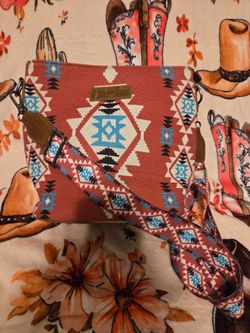 Wrangler Aztec Print Crossbody Bag
