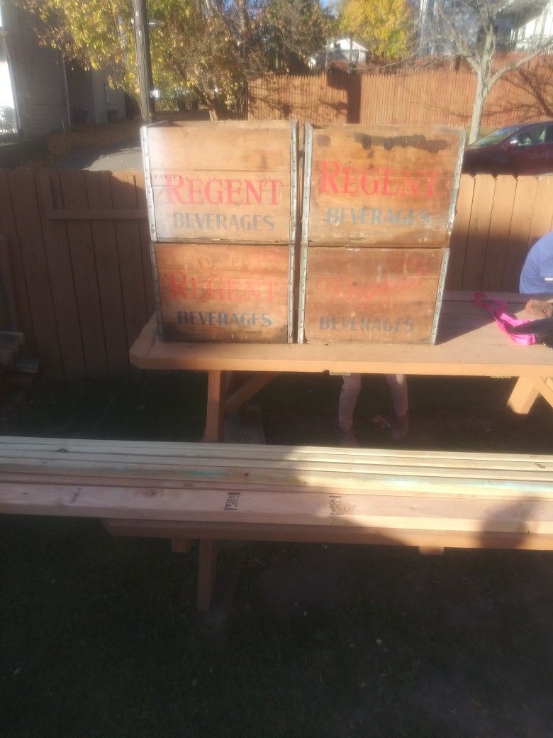 Wooden Regent Beverage Crates 
