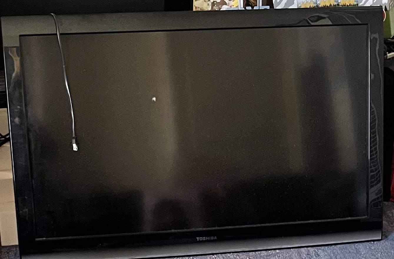 Televisión De 65” Marca Toshiba