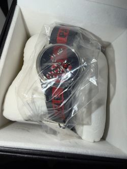 Gucci G-Timeless YA126493 Kingsnake 38mm Watch New