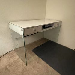 Vanity/Desk