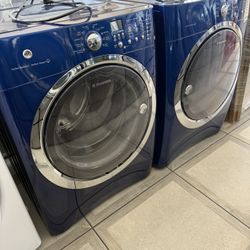 Electrolux Front Load Washer And Gas Dryer Set