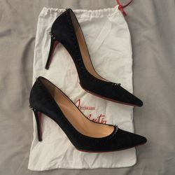 Original christian louboutin high heels open to OFFERS