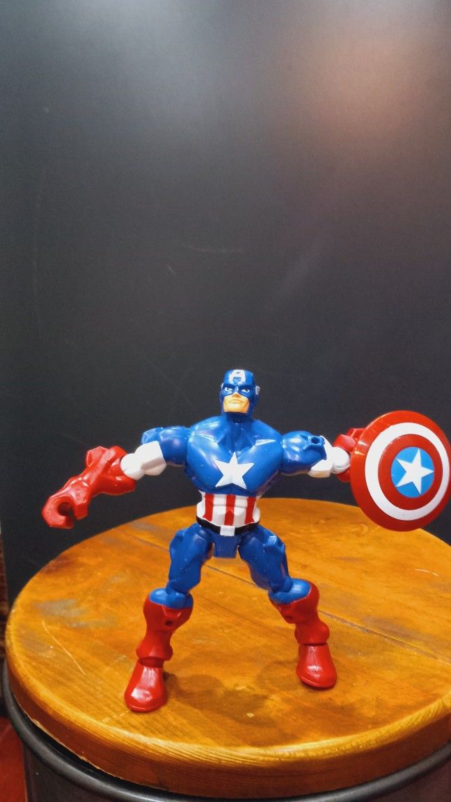 Captain America Mashers Accessory Incl.