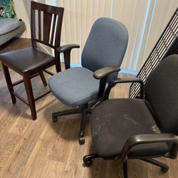 Free Chairs 