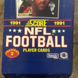 Score 1991 Football Cards