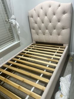 Kids / Princess bed from pottery barn