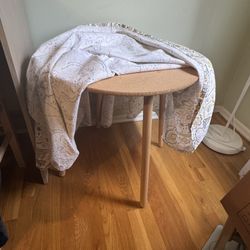 Detachable Round Wooden Table