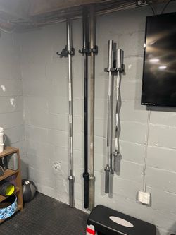 Black barbell