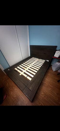 Full Size Bed Frame Pure Wood (disassembled)
