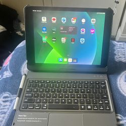 iPad 8th Gen With “MacBook”case