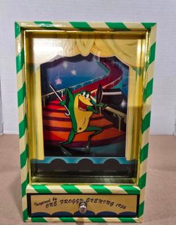 Warner Bros. 1993 Vintage Hello My Baby Dancing Frog Music Box 


Tested/Works - please see video 

Good Condition