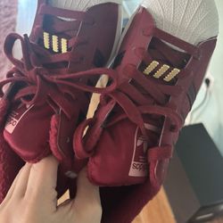 New Women’s Adidas Maroon Fur Lined Hard Shells 