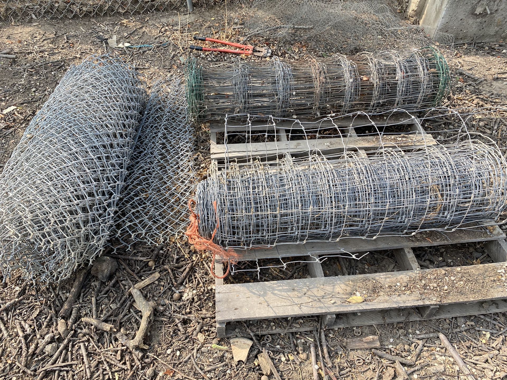 Wire fencing - Best offer