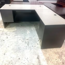 OFFICE/HOME DESK L-SHAPE DESK