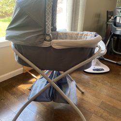 Bassinet 