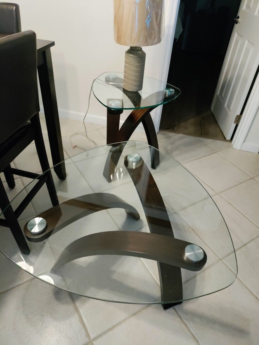 Coffee And End Table W/ Lamp 