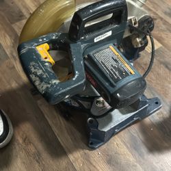 Table Saw Everything Works. Missing Bag 