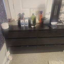 Bed Set Plus Serta Mattress Queen Size