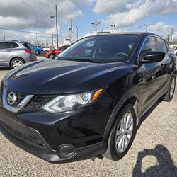 2017 Nissan Rogue From $ 1,490 Down 