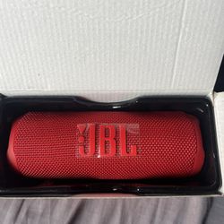 JBL Flip 6 Portable Waterproof speaker