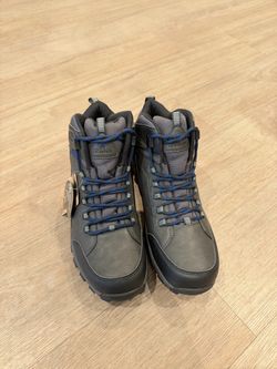 Nevados Men’s Boots Size 9.5. BRAND NEW
