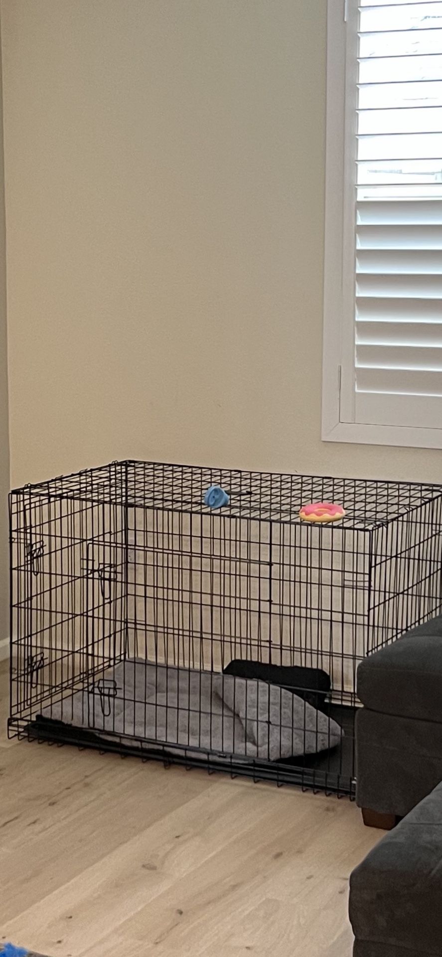 XL Dog Crate for Sale in Palmdale, CA OfferUp