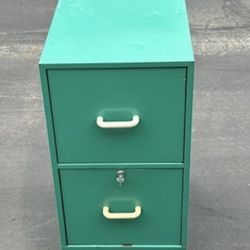 2 Drawers Filing Cabinet + Key
