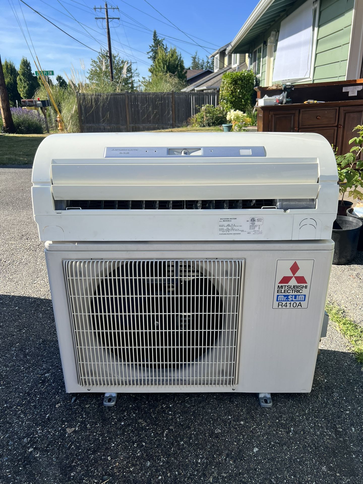 MITSUBISHI Heat Pump System