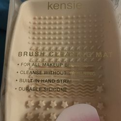 Kensie Make Up Brush Cleaning Matt