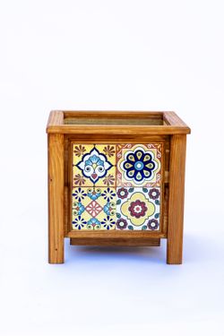Cedar Talavera Planter