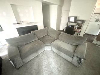 Free Sectional