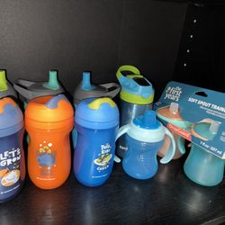 Sippy  cups and water bottle 