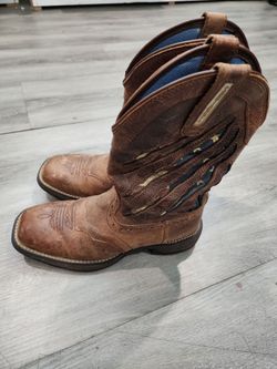 Shyanne boots size 9