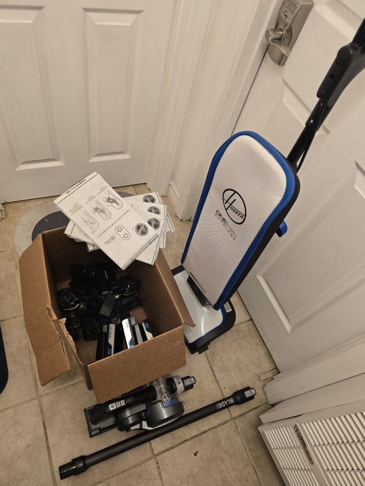 Hoover Vacuum Onepwer Bundle