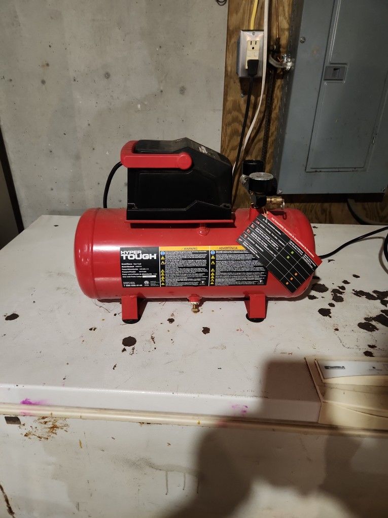 HYPER TOUGH air Compressor
