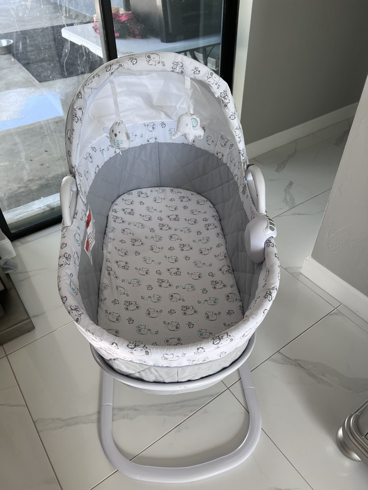 Elephant bassinet top