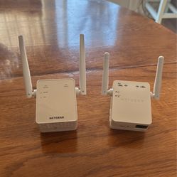 NETGEAR  WiFi Extenders