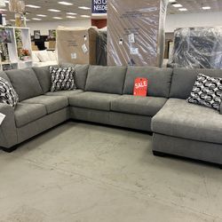 New Ashley furniture Sectional 