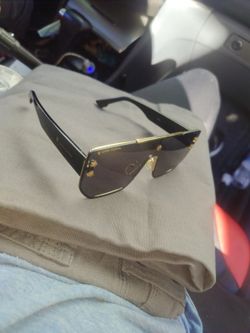 Louis Vuitton Shades