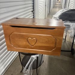 Wood storage trunk