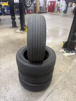 225/60R18