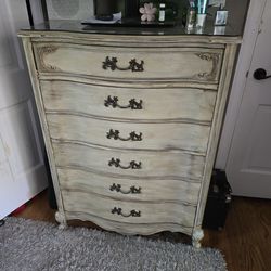 3 Piece French Provincial Bedroom Set 