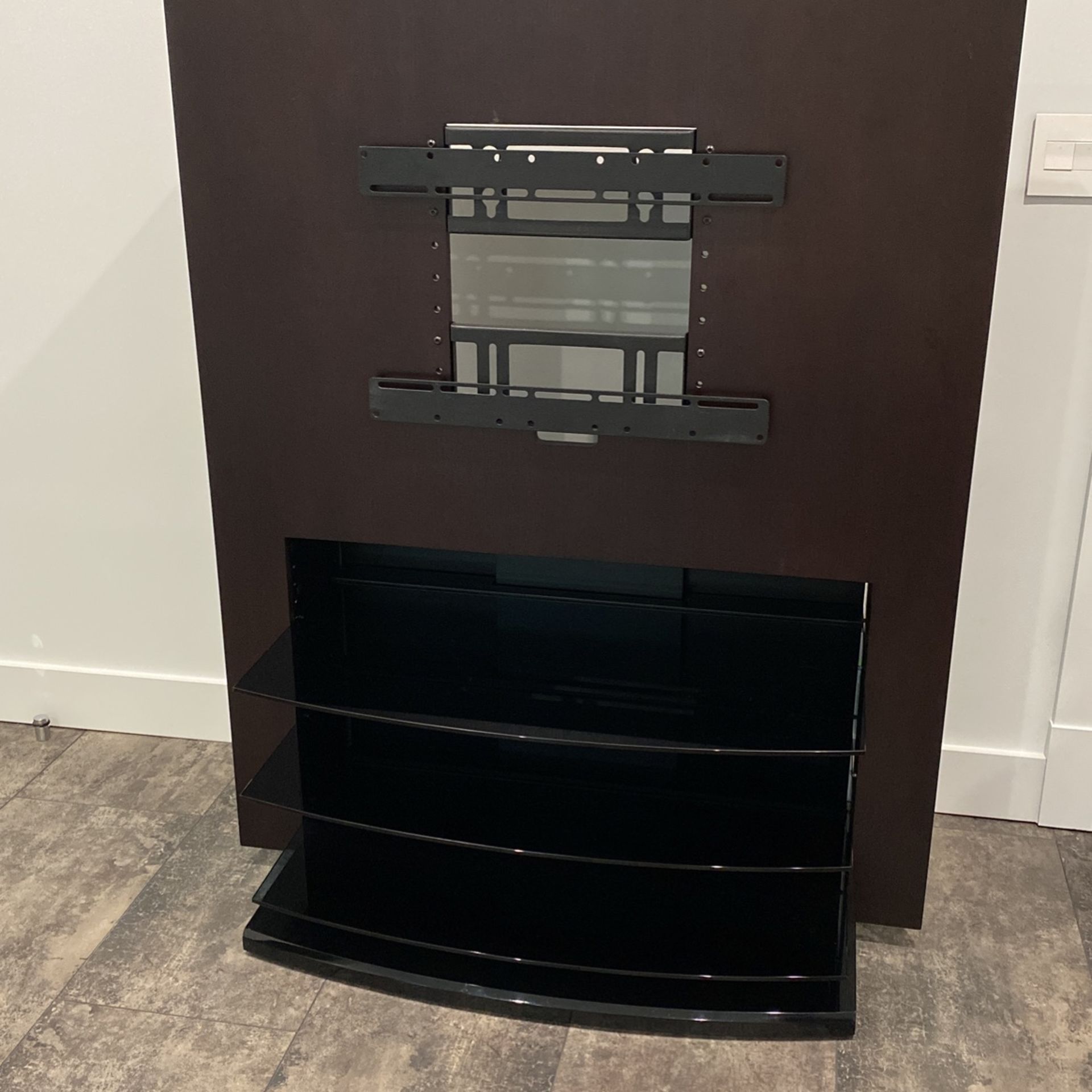 Entertaining System BDI Brand