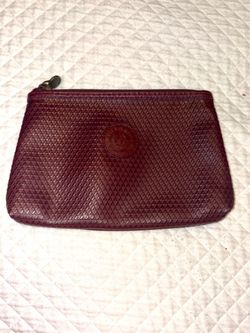 Vintage Liz Claiborne cosmetic bag, brown color recognizable by its characteristic textured geometric pattern of small engraved triangles from the 80s