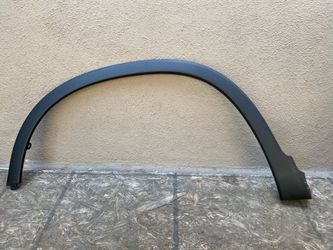 16-22 Honda Pilot Front Left Wheel Arch Molding (OEM) 74165-TG7-A0