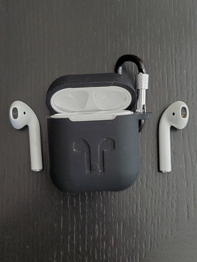 Factory Boxed, 100,% Original APPLE Airpods, with protective charger cover as keychain