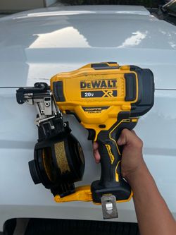 Used works great 160$ firm no Ofers DEWALT Roofing Nailer 20V MAX 15-Degree Electric Cordless Roofing Nailer (Tool Only)