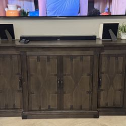 Tv Stand/ Entertainment Center/ Buffet 