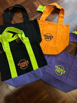 Trader Joe’s mini totes Halloween